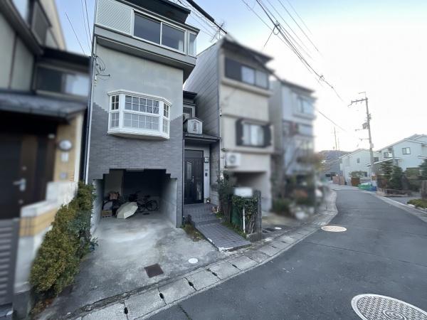 京都市右京区嵯峨広沢南野町の中古一戸建て