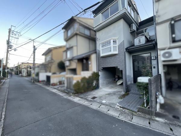 京都市右京区嵯峨広沢南野町の中古一戸建て