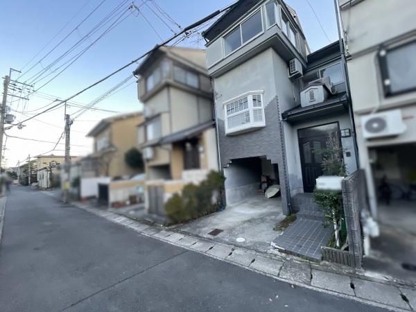 京都市右京区嵯峨広沢南野町の中古一戸建て