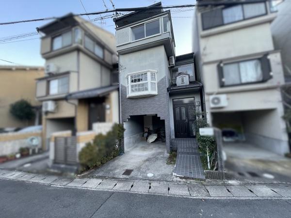 京都市右京区嵯峨広沢南野町の中古一戸建て