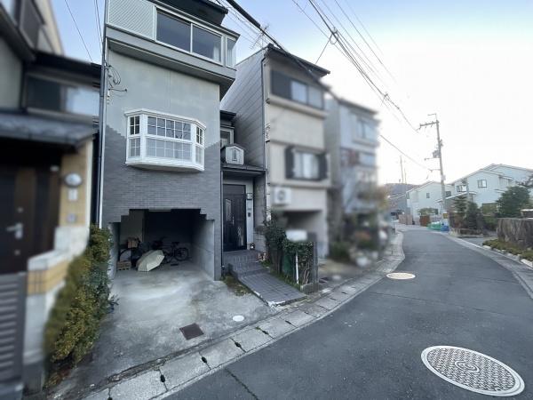 京都市右京区嵯峨広沢南野町の中古一戸建て