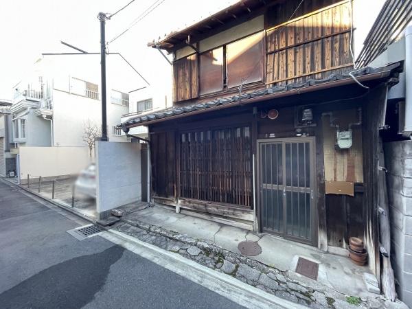京都市中京区西ノ京池ノ内町の中古一戸建て