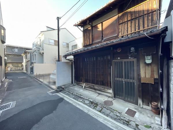 京都市中京区西ノ京池ノ内町　中古戸建