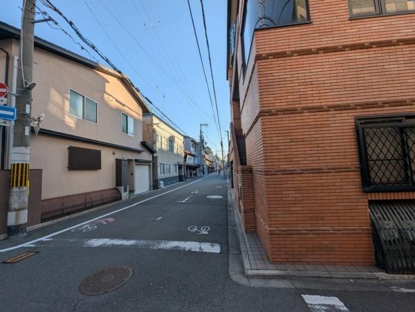 京都市下京区油小路通花屋町下る仏具屋町の中古一戸建て