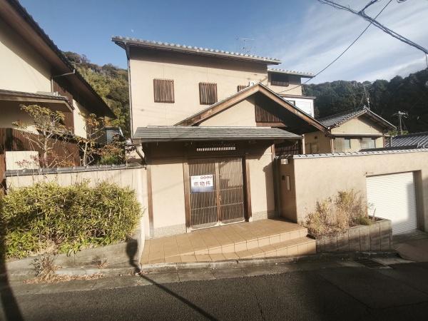 京都市東山区清閑寺霊山町の中古一戸建て