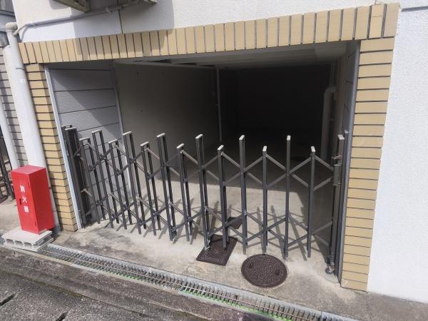 京都市山科区川田御出町の中古一戸建て