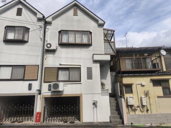 京都市山科区川田御出町の中古一戸建て