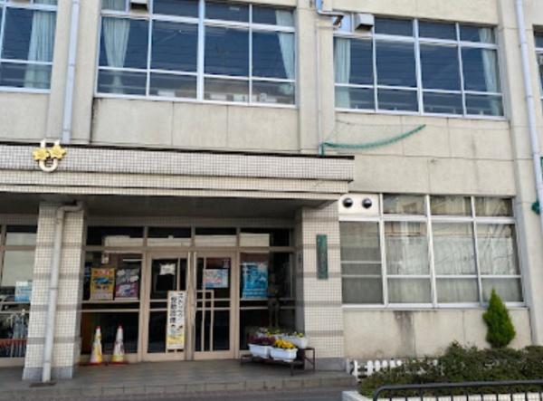 ル・パルトネール京都丹波口(京都市立梅小路小学校)