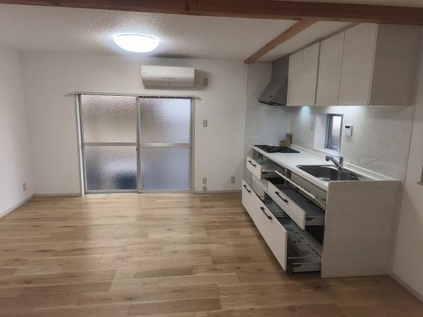 京都市右京区御室岡ノ裾町　中古テラスハウス