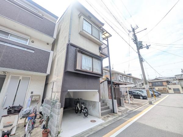 京都市中京区西ノ京冷泉町の中古一戸建て