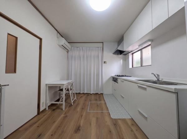 京都市中京区西ノ京冷泉町　中古戸建