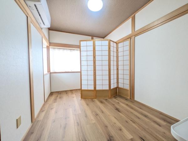 京都市中京区西ノ京冷泉町の中古一戸建て