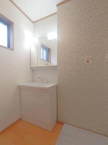 京都市南区上鳥羽西浦町の中古一戸建て