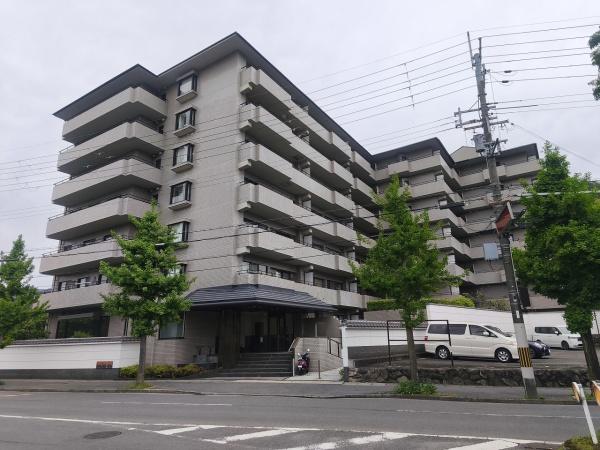パーク・ハイム宝ヶ池銀杏館