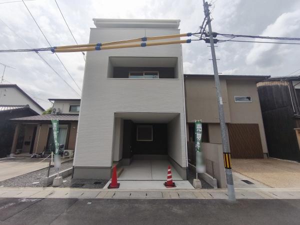 京都市右京区嵯峨伊勢ノ上町　新築戸建