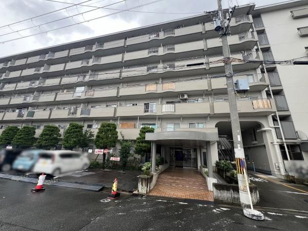吉祥院ガーデンハイツC棟