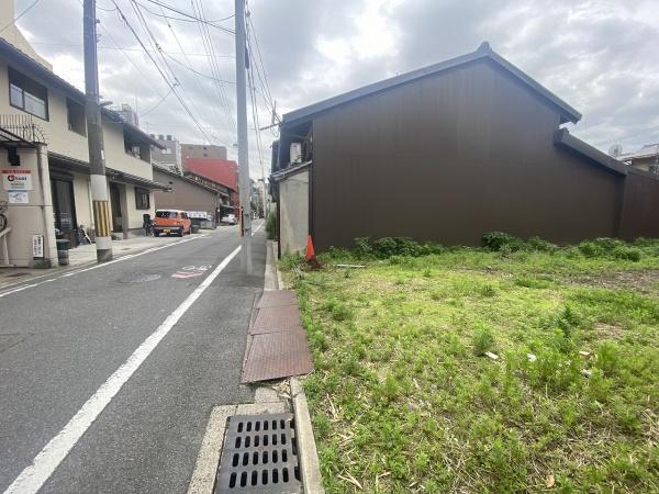京都市中京区新椹木町通竹屋町上る西革堂町の土地