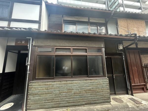 京都市中京区六角通油小路西入越後町の中古一戸建て