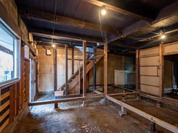 京都市左京区岡崎西福ノ川町　中古テラスハウス