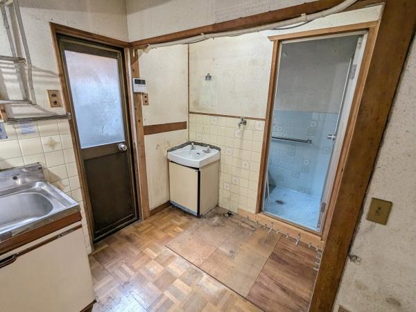 京都市上京区下立売通七本松東入長門町　中古戸建