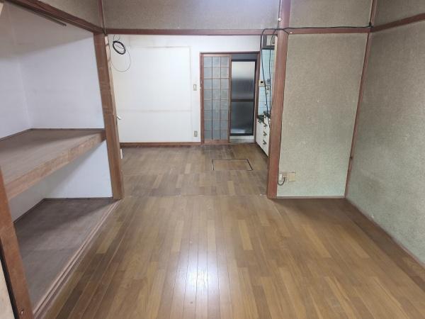 京都市山科区北花山河原町　中古戸建