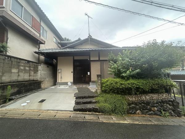 京都市山科区上花山桜谷の中古一戸建て