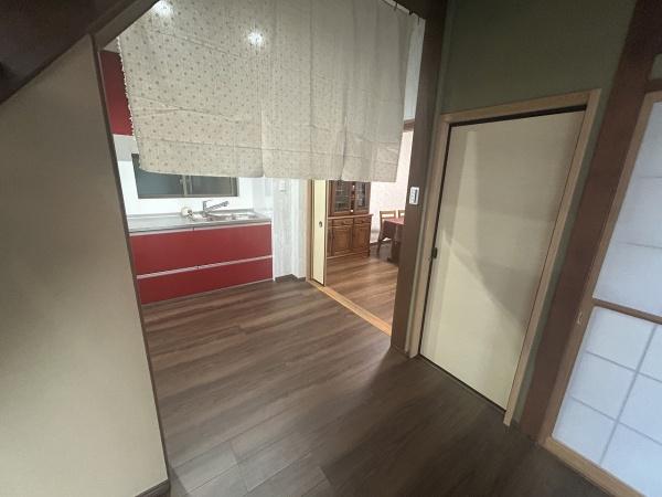 京都市山科区上花山桜谷　中古戸建