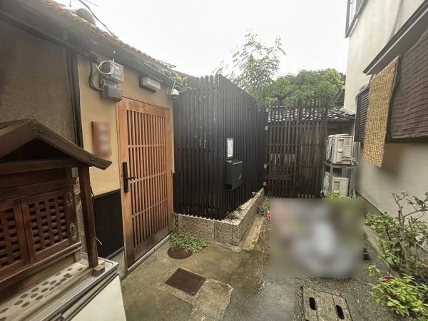 東山区大仏南門通大和大路東入３丁目本瓦町　中古テラスハウス