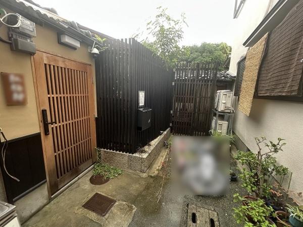 東山区大仏南門通大和大路東入３丁目本瓦町　中古テラスハウス