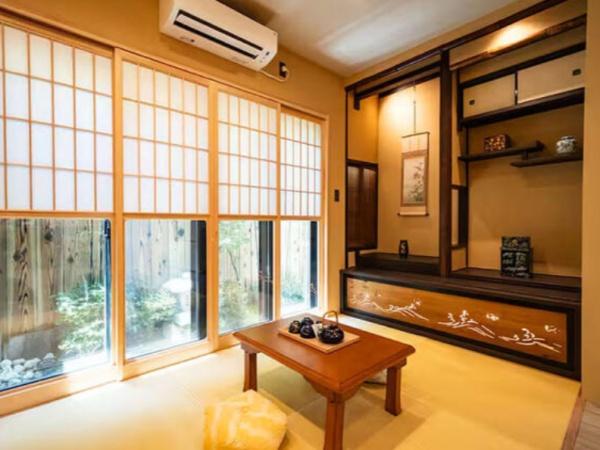 京都市上京区千本通二条下る東入主税町の中古一戸建て
