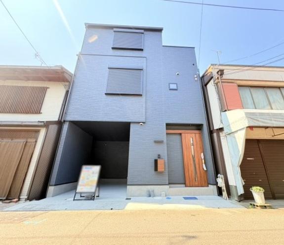 京都市右京区太秦安井藤ノ木町　新築戸建