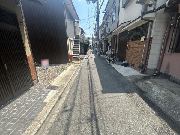 京都市上京区六軒町通下長者町下る七番町の土地