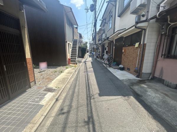 京都市上京区六軒町通下長者町下る七番町の土地