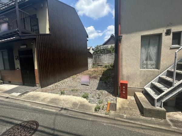 京都市上京区六軒町通下長者町下る七番町の土地