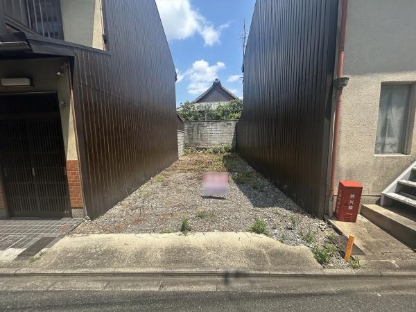 京都市上京区六軒町通下長者町下る七番町の土地