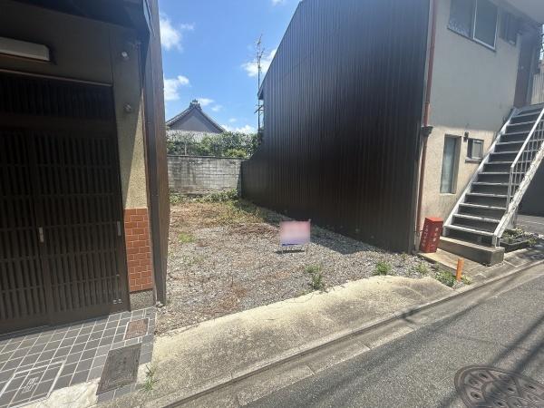 京都市上京区六軒町通下長者町下る七番町の土地