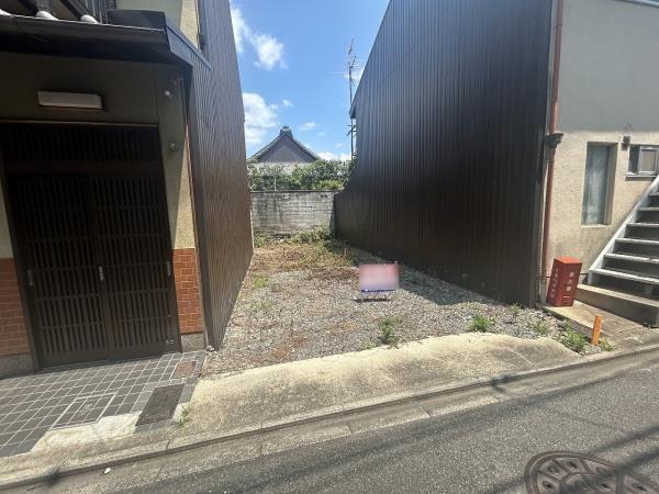 京都市上京区六軒町通下長者町下る七番町の土地