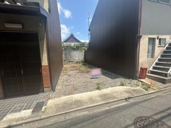京都市上京区六軒町通下長者町下る七番町の土地