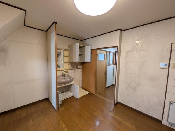 京都市上京区五辻通大宮東入２丁目東石屋町の中古一戸建て