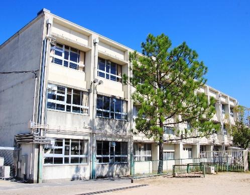 京田辺市草内五反田の中古一戸建て(京田辺市立草内小学校)