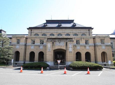京都市上京区小川通元誓願寺下る靭屋町の土地(京都銀行府庁出張所)