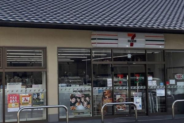 京都市北区衣笠氷室町の土地(セブンイレブン金閣寺前店)