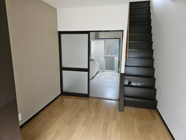 京都市上京区元図子町　中古テラスハウス