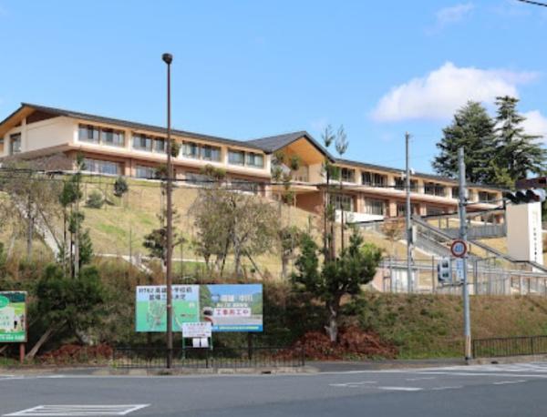 京都市右京区京北周山町上植代の土地(京都市立京都京北小中学校)
