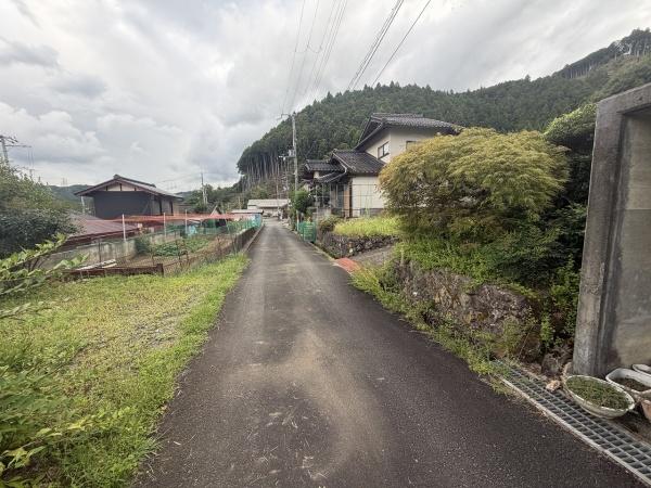 京都市右京区京北周山町上植代の土地