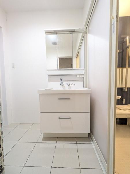 京都市中京区猪熊通蛸薬師下る下瓦町の中古一戸建て