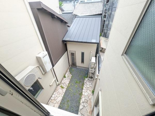 京都市中京区猪熊通蛸薬師下る下瓦町の中古一戸建て