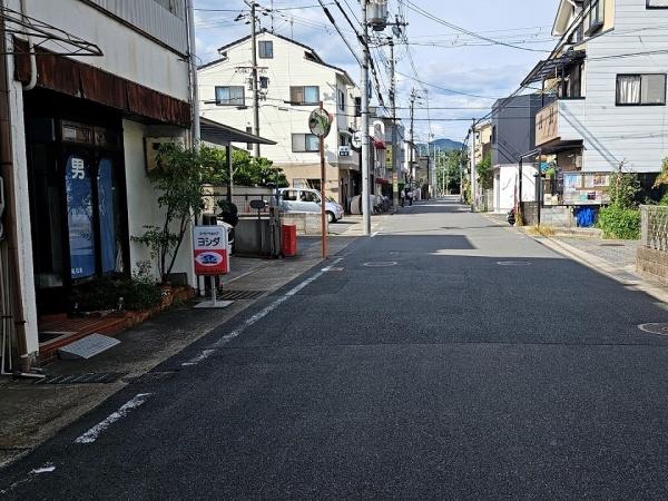 京都市右京区太秦森ケ前町　店舗付き中古戸建
