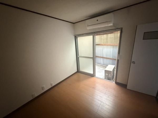 京都市右京区西院西今田町　中古テラスハウス