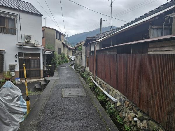 京都市左京区上高野鐘突町　古家付売土地
